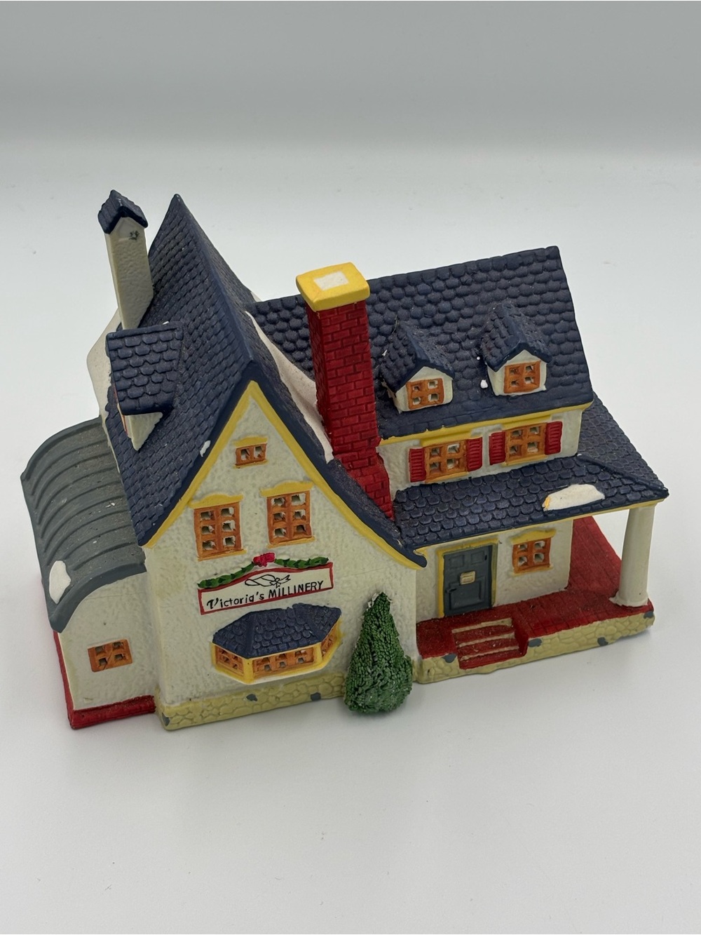 1995 Lemax Dickensvale Collectibles Victoria's Millinery Lighted Porcelain House